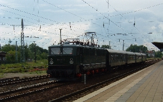 Die E42 001